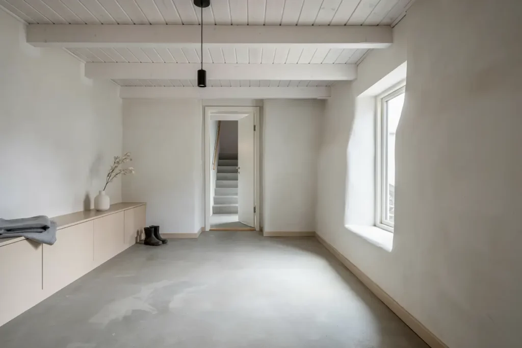 k llarrenovering och fukts kring med ny grunddr nering i h ljarp landskrona